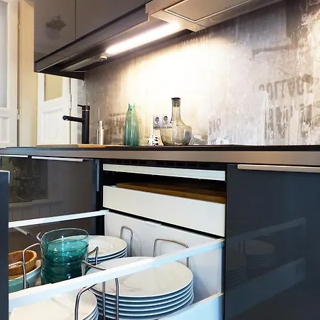 Appartement 43 *